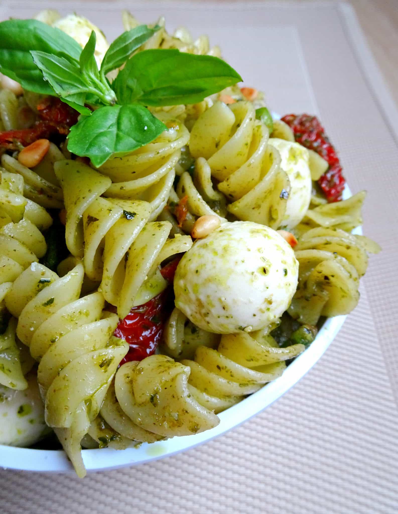 Pesto Pasta with Asparagus & Sundried Tomato DontGoBaconMyHeart