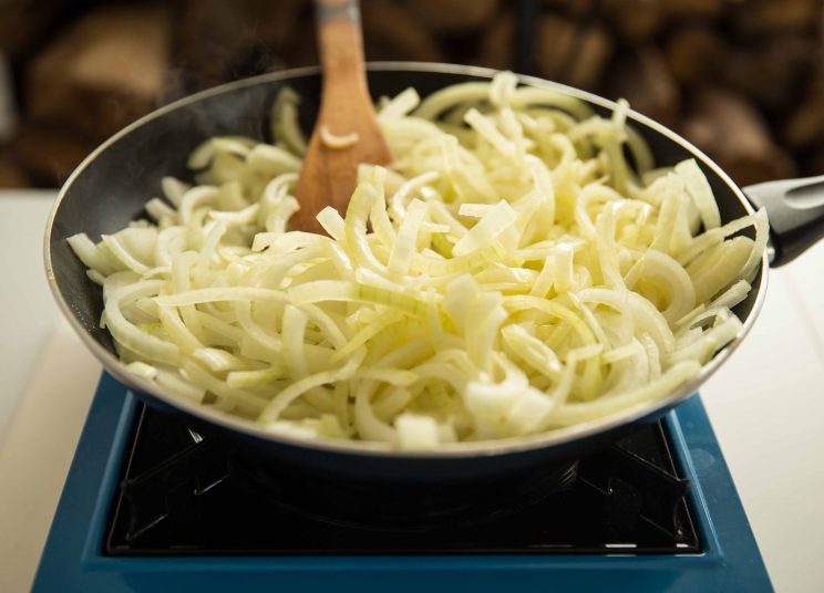 How to make caramelized onion - added butter (step 1)