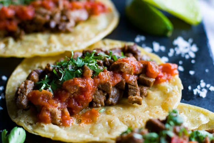 20-minute-dinner-recipes-Mexican-Steak-Tacos-with-Lime