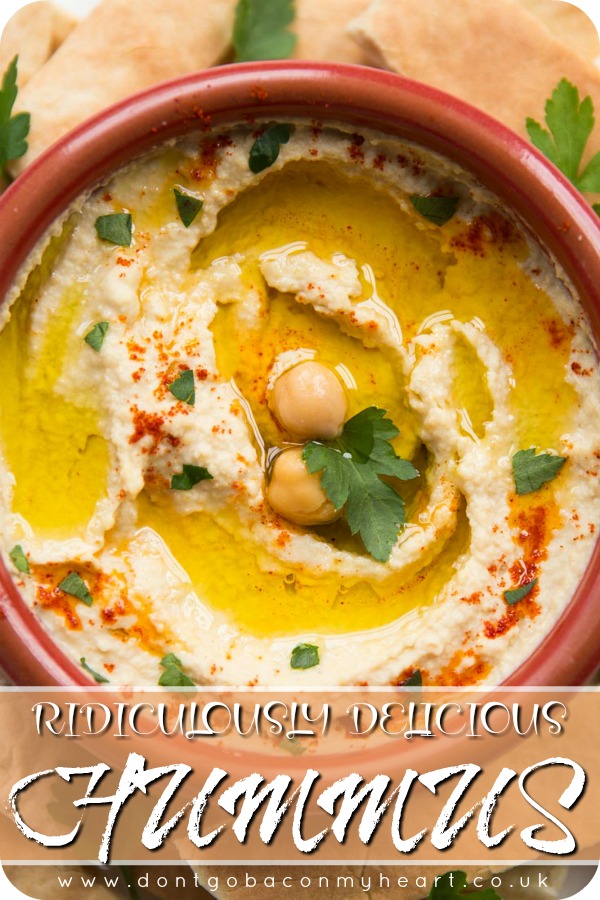 This Homemade Hummus couldn't be easier if it tried! Just plonk everything in a food processor and you're on your way. One condition - there must be tahini! #hummus #homemadehummus #dip #easydip #appetizer | www.dontgobaconmyheart.co.uk