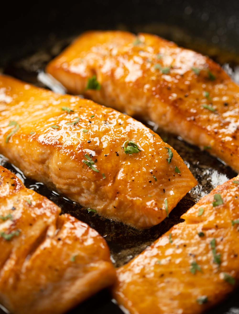 Honey Sriracha Salmon (4 ingredient sauce!) | Don't Go Bacon My Heart