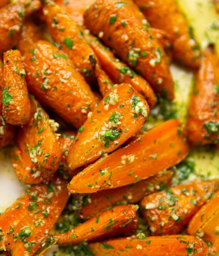 garlic butter carrots in large baking dish